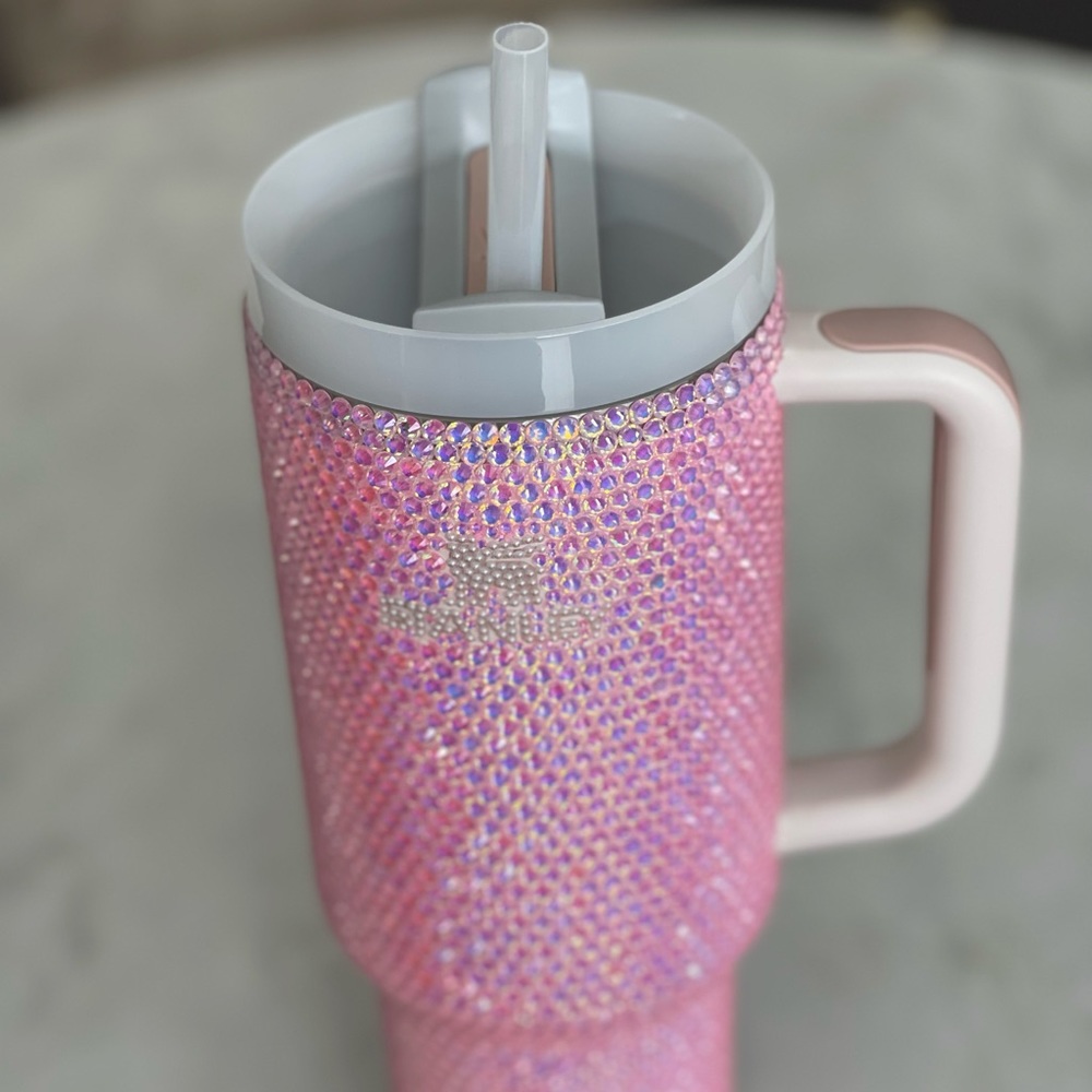 Stanley Rhinestone 40oz Quencher H2.O Flowstate Tumbler - Picture 1 of 12